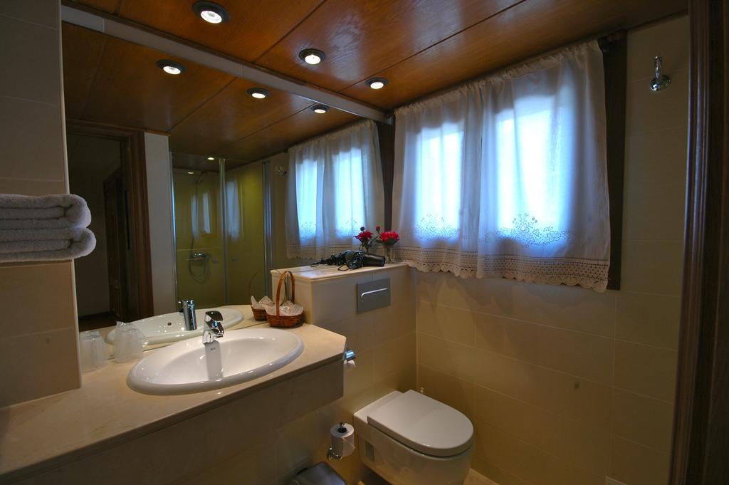 Hotel Els Puis Esterri d'Àneu Habitación foto